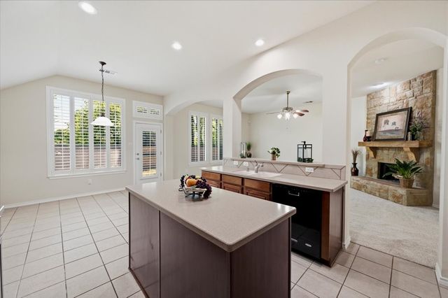 5907 Lantern Lane, Grand Prairie, TX 75052