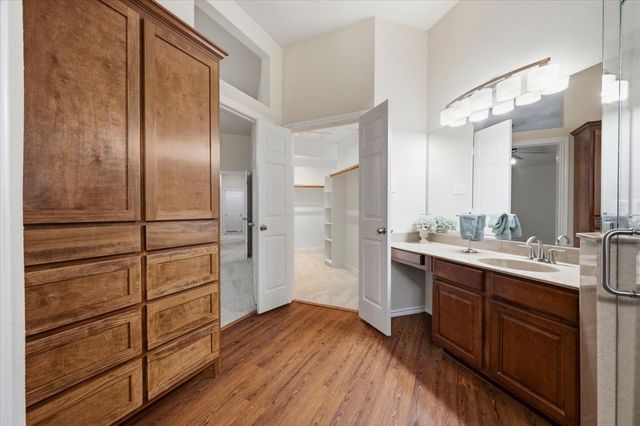 5907 Lantern Lane, Grand Prairie, TX 75052