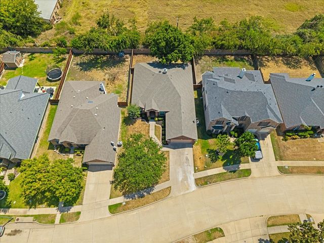 5907 Lantern Lane, Grand Prairie, TX 75052