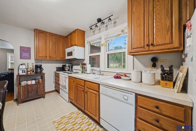 351 S 45th Street, Lincoln, NE 68510
