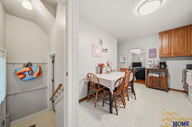 351 S 45th Street, Lincoln, NE 68510