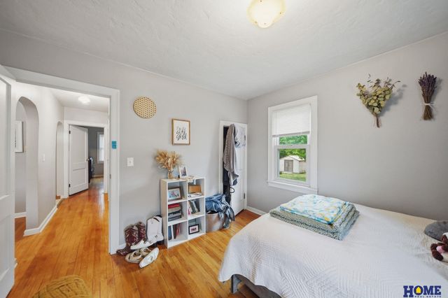 351 S 45th Street, Lincoln, NE 68510