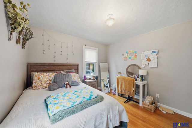351 S 45th Street, Lincoln, NE 68510