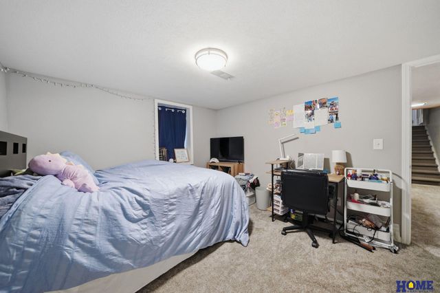 351 S 45th Street, Lincoln, NE 68510