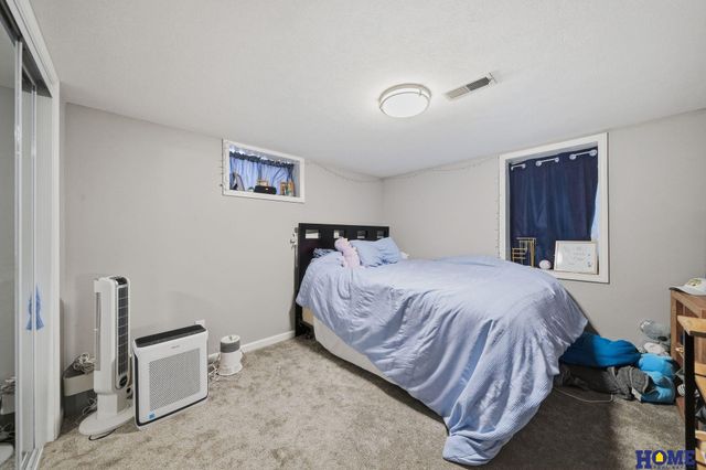 351 S 45th Street, Lincoln, NE 68510