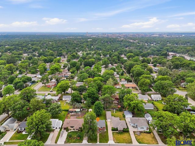 351 S 45th Street, Lincoln, NE 68510