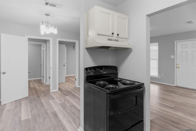 1634 Theron Dr, Baton Rouge, LA 70810