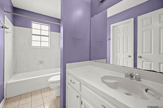 15463 Springwood Ave, Baton Rouge, LA 70817