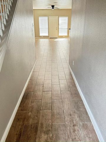 3922 Davenport Street B, Houston, TX 77051