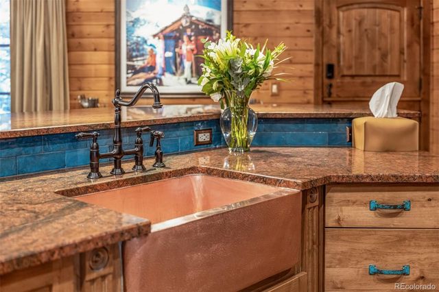 486 Sage Creek Canyon Drive, Silverthorne, CO 80498