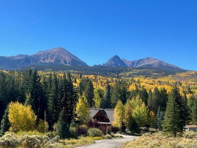 486 Sage Creek Canyon Drive, Silverthorne, CO 80498