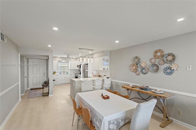 3051 NE 48th St 307, Fort Lauderdale, FL 33308