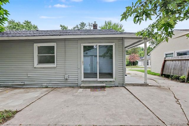 2637 Cascade Court, Westland, MI 48186