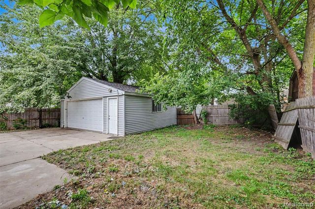 2637 Cascade Court, Westland, MI 48186