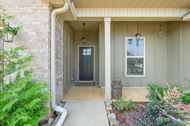 262 John Harold Drive, Meridianville, AL 35759