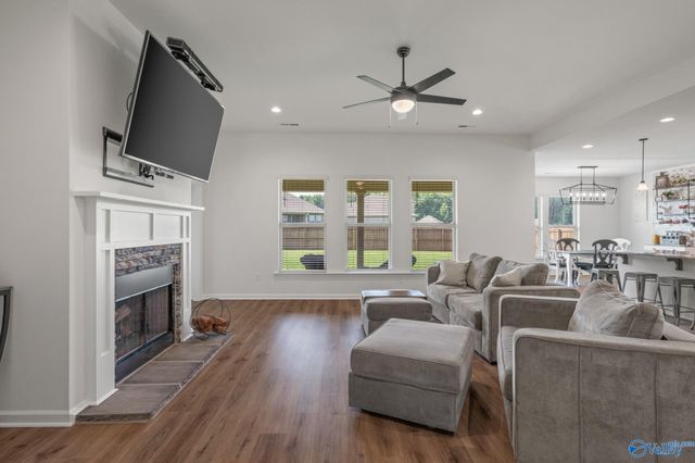 262 John Harold Drive, Meridianville, AL 35759