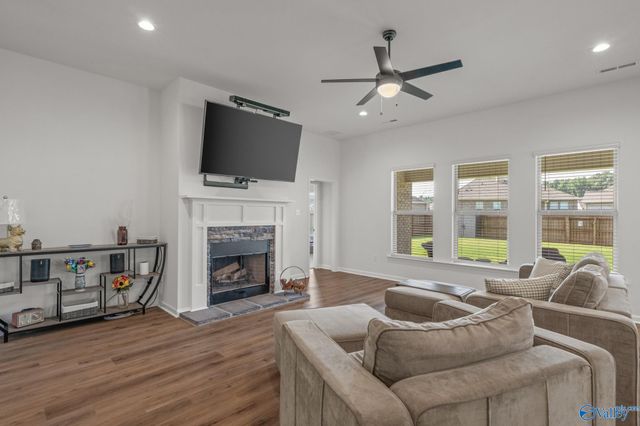 262 John Harold Drive, Meridianville, AL 35759