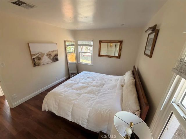 6655 Yarmouth Avenue, Los Angeles, CA 91335