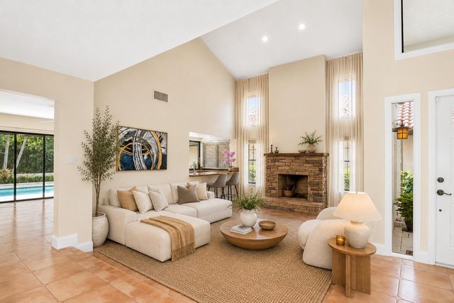 21718 Club Villa Terrace, Boca Raton, FL 33433