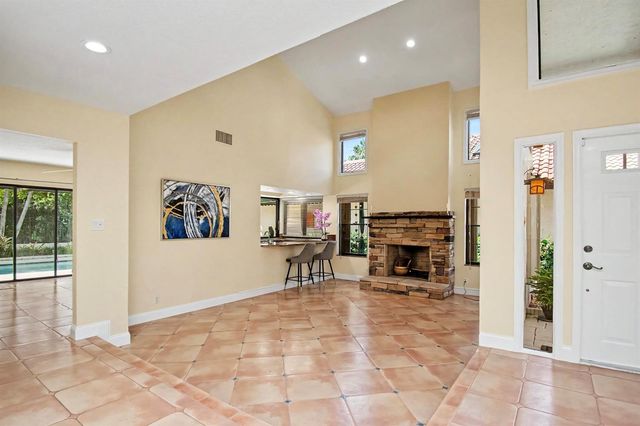 21718 Club Villa Terrace, Boca Raton, FL 33433