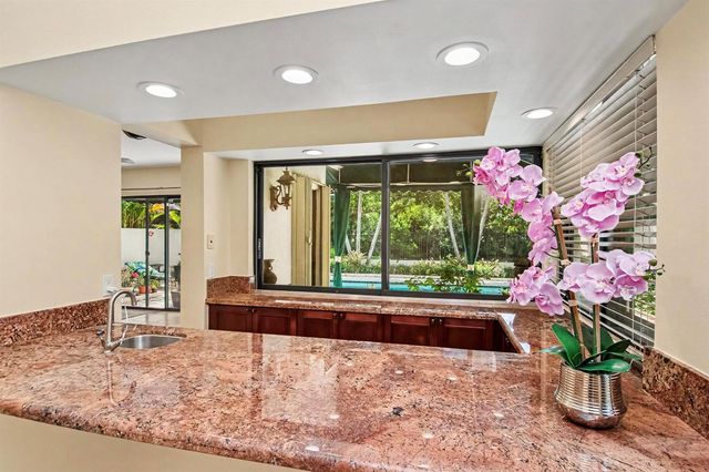 21718 Club Villa Terrace, Boca Raton, FL 33433