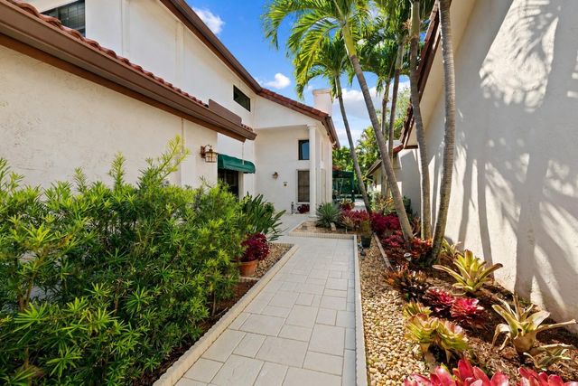 21718 Club Villa Terrace, Boca Raton, FL 33433
