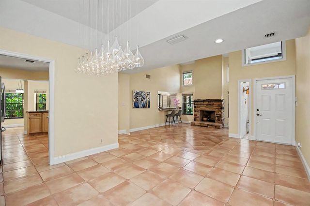 21718 Club Villa Terrace, Boca Raton, FL 33433