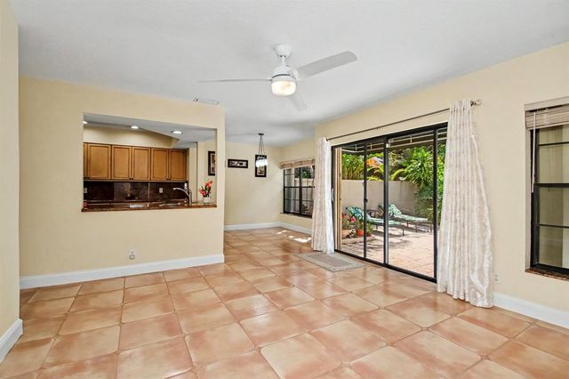 21718 Club Villa Terrace, Boca Raton, FL 33433