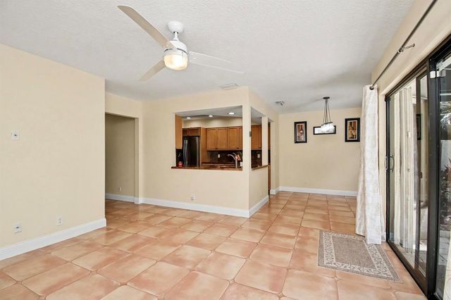 21718 Club Villa Terrace, Boca Raton, FL 33433
