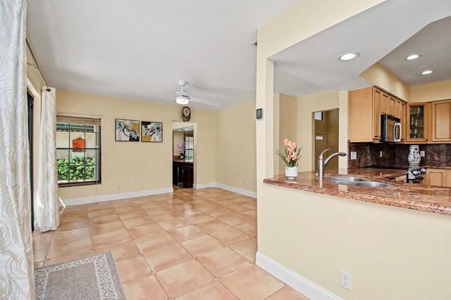 21718 Club Villa Terrace, Boca Raton, FL 33433