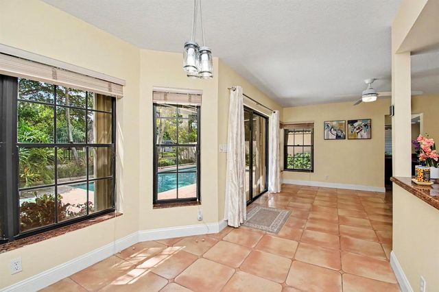 21718 Club Villa Terrace, Boca Raton, FL 33433
