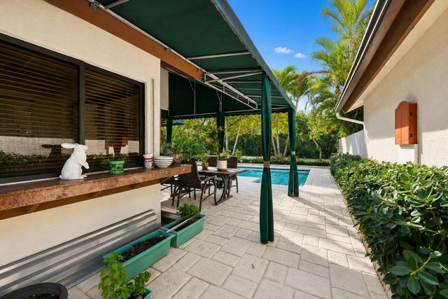 21718 Club Villa Terrace, Boca Raton, FL 33433