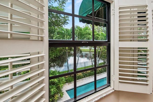 21718 Club Villa Terrace, Boca Raton, FL 33433