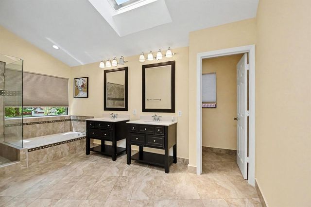 21718 Club Villa Terrace, Boca Raton, FL 33433