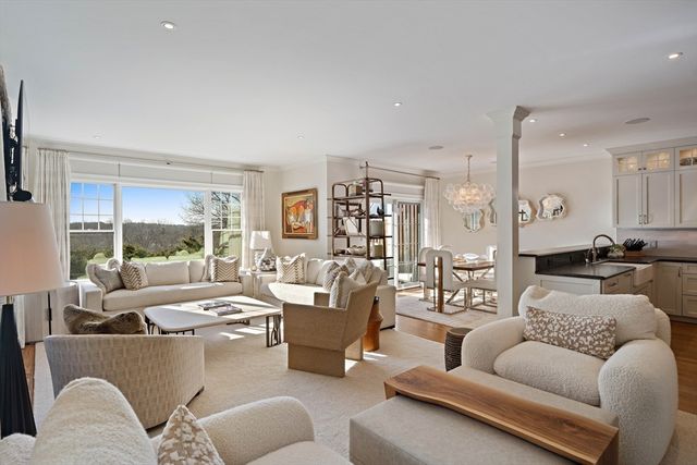 56 Crescent Rd, Needham, MA 02494