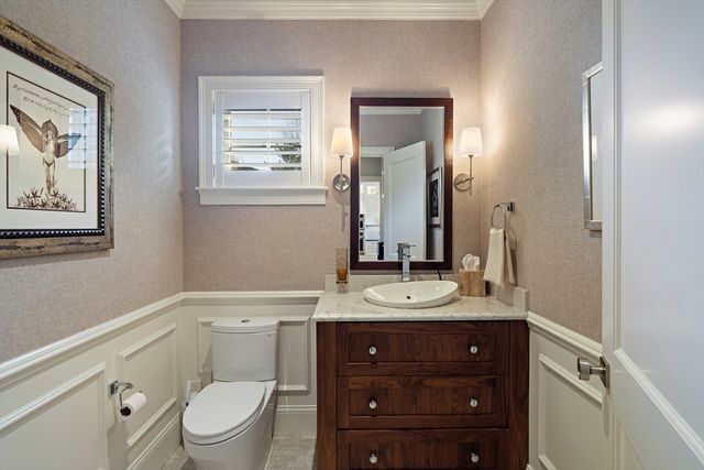 56 Crescent Rd, Needham, MA 02494