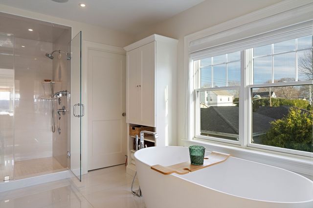 56 Crescent Rd, Needham, MA 02494