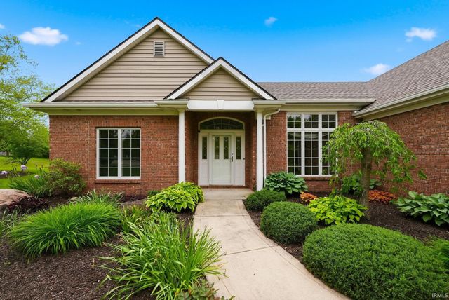 9421 Wawasee Cove, Fort Wayne, IN 46804
