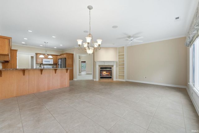 9421 Wawasee Cove, Fort Wayne, IN 46804