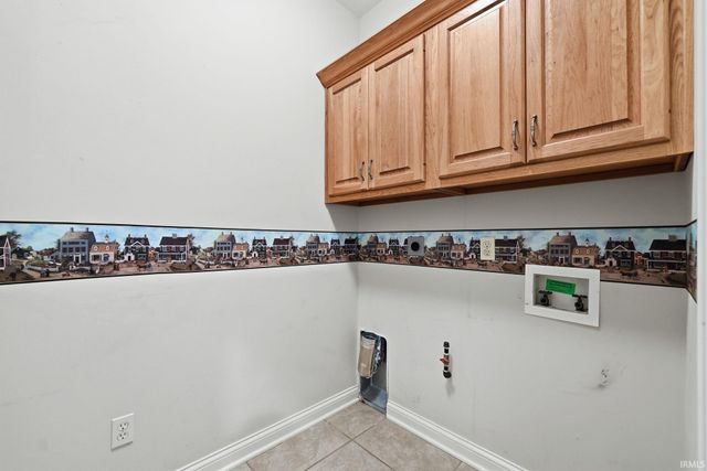 9421 Wawasee Cove, Fort Wayne, IN 46804