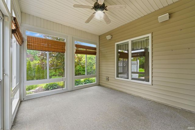 9421 Wawasee Cove, Fort Wayne, IN 46804