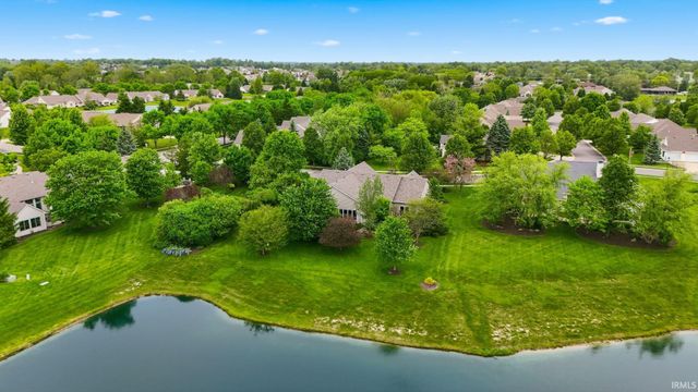 9421 Wawasee Cove, Fort Wayne, IN 46804