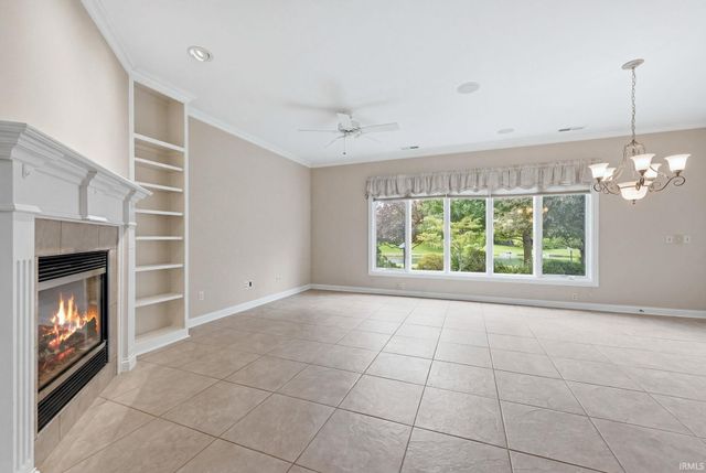 9421 Wawasee Cove, Fort Wayne, IN 46804