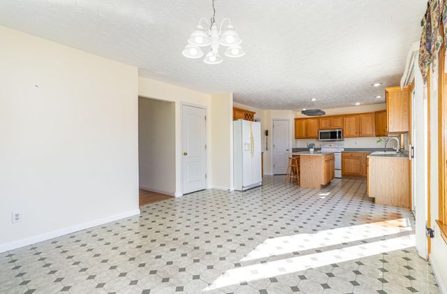 1884 Bridle Path, Independence, KY 41051