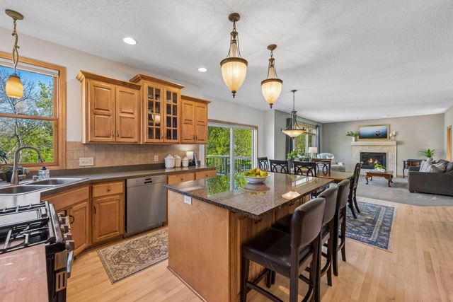 16586 73rd Avenue N, Maple Grove, MN 55311