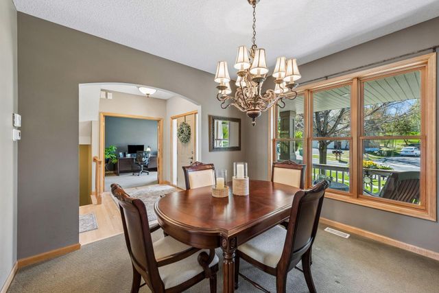16586 73rd Avenue N, Maple Grove, MN 55311