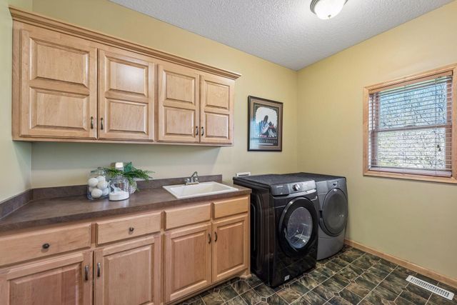 16586 73rd Avenue N, Maple Grove, MN 55311