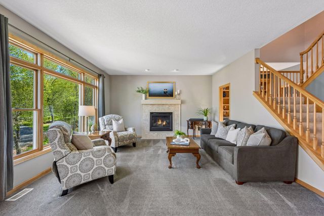 16586 73rd Avenue N, Maple Grove, MN 55311