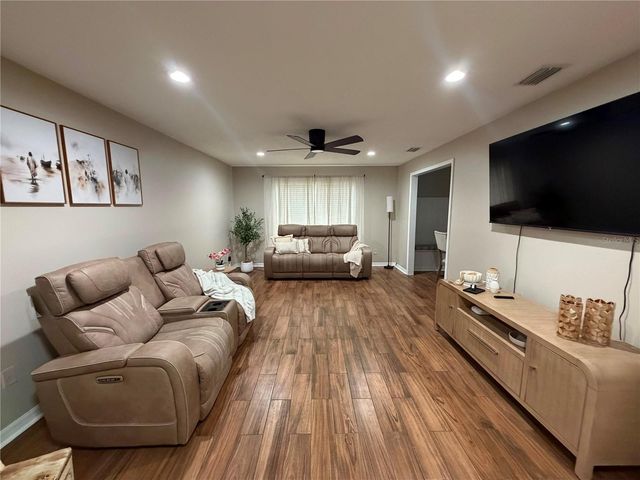 2206 PAVILION PLACE, Brandon, FL 33511