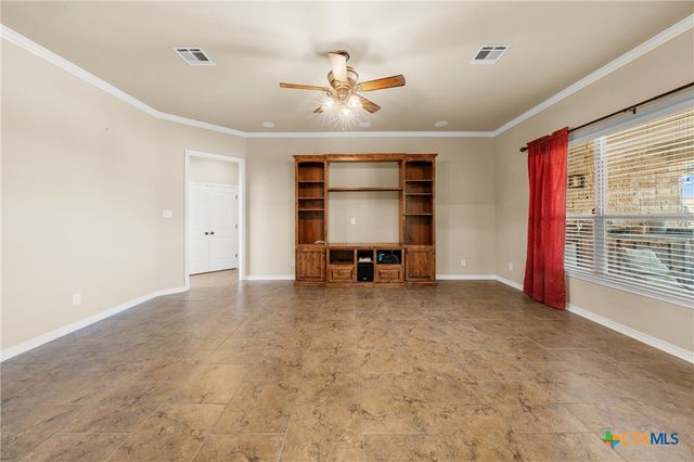 422 Callahan Loop, Temple, TX 76501